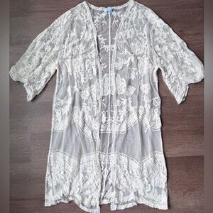 She + Sky Cream Lace Kimono Jacket
